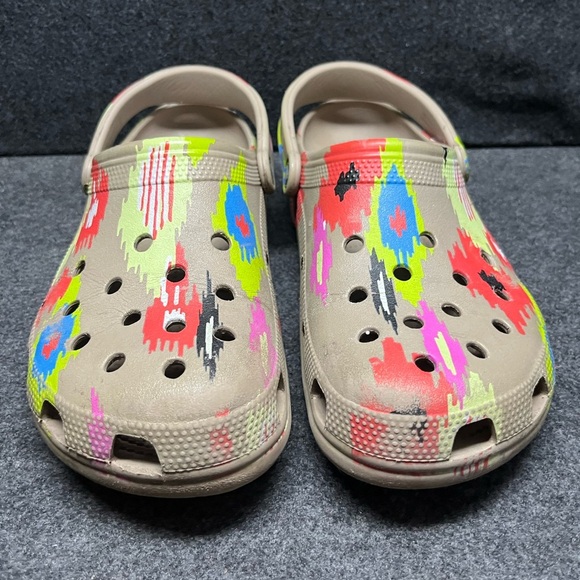 CROCS Other - CROCS Ikat Classic Clogs mushroom brown multicolor  M-12 W-10